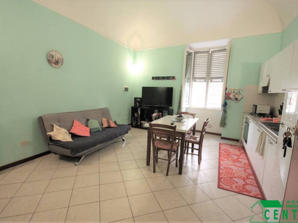 appartamento in vendita a Poggibonsi in zona Centro Storico
