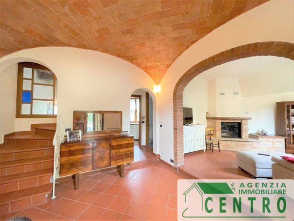 casa indipendente in vendita a Poggibonsi
