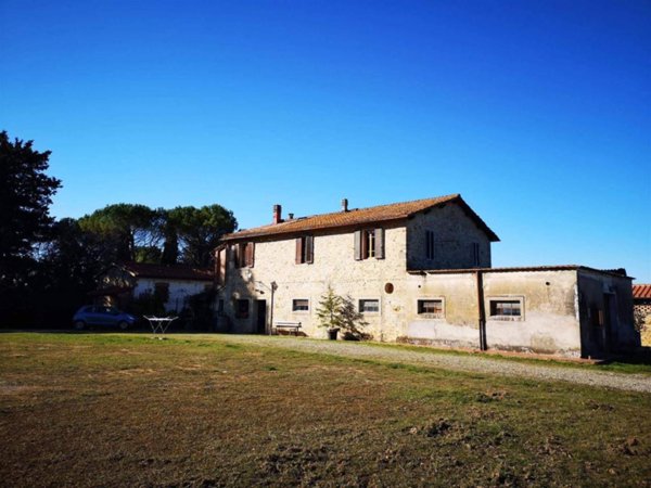 casa indipendente in vendita a Poggibonsi