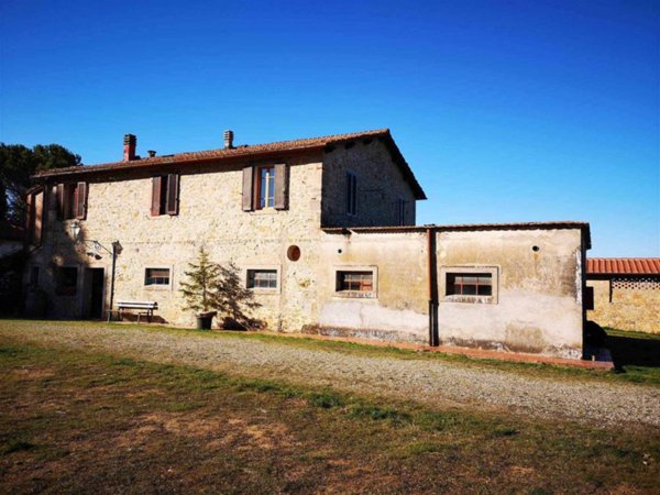 casa indipendente in vendita a Poggibonsi