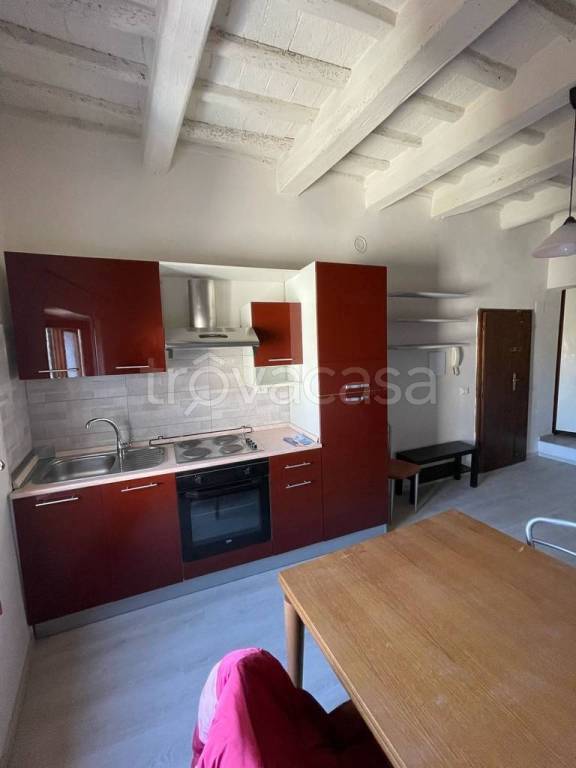 appartamento in vendita a Poggibonsi in zona Centro Storico