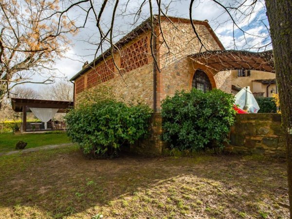 casa indipendente in vendita a Poggibonsi