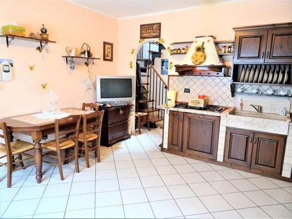 appartamento in vendita a Poggibonsi in zona Centro Storico