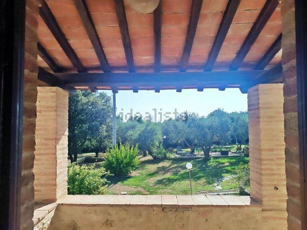 appartamento in vendita a Poggibonsi in zona Staggia Senese