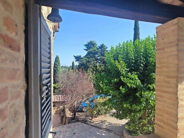 appartamento in vendita a Poggibonsi in zona Staggia Senese