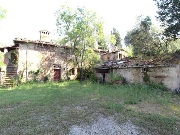 casa indipendente in vendita a Poggibonsi