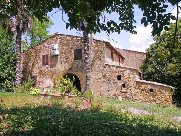 casa indipendente in vendita a Poggibonsi