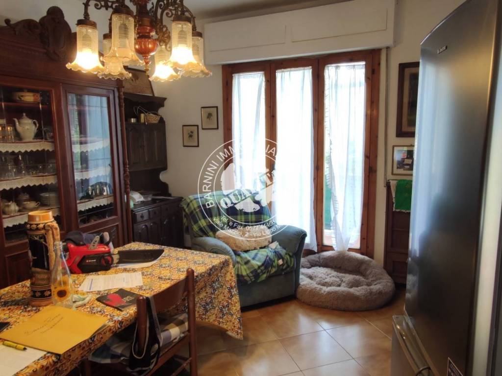 appartamento in vendita a Poggibonsi in zona Staggia Senese