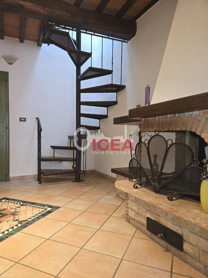 appartamento in vendita a Poggibonsi in zona Staggia Senese