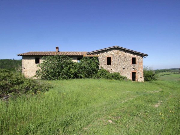 casa indipendente in vendita a Poggibonsi in zona Lecchi di Staggia