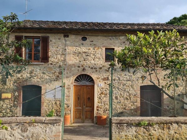 casa indipendente in vendita a Poggibonsi