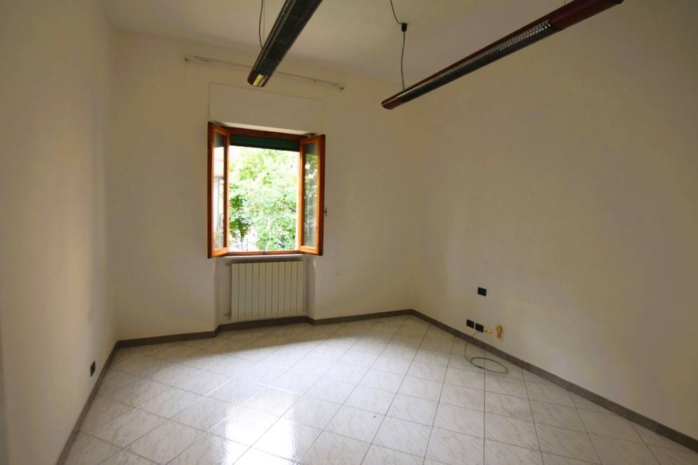 appartamento in vendita a Poggibonsi in zona Centro Storico