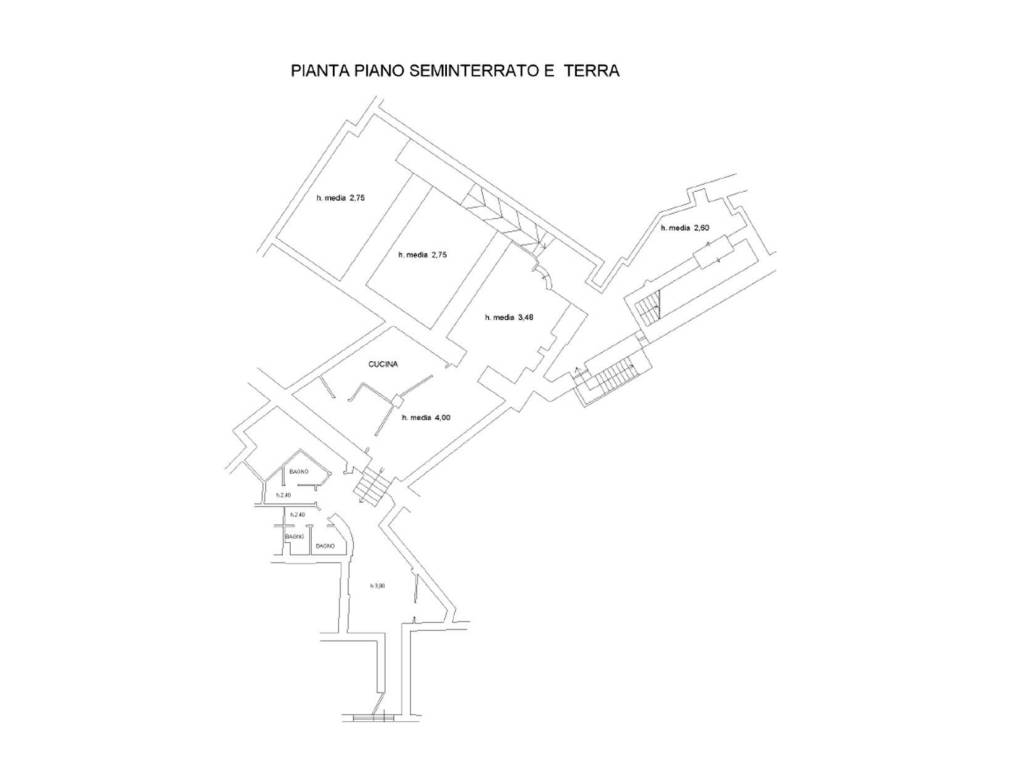 locale commerciale in vendita a Poggibonsi