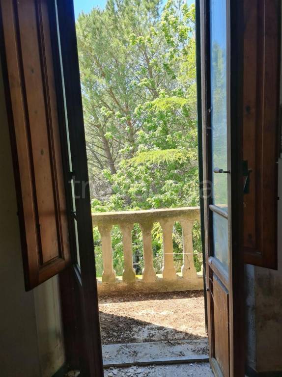 casa indipendente in vendita a Poggibonsi