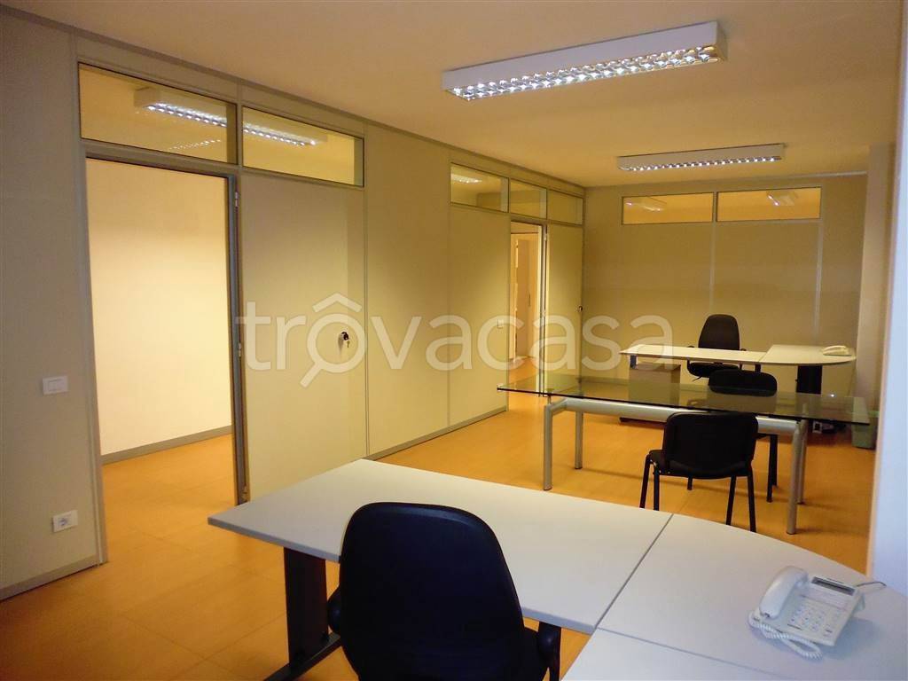 ufficio in vendita a Poggibonsi