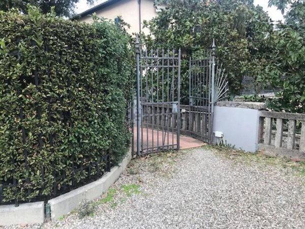 casa indipendente in vendita a Poggibonsi in zona Centro Storico