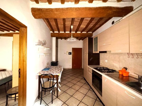 appartamento in vendita a Poggibonsi in zona Centro Storico