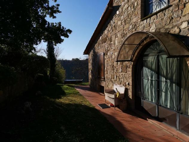 casa indipendente in vendita a Poggibonsi
