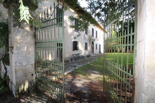 casa indipendente in vendita a Poggibonsi