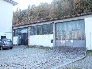 locale commerciale in vendita a Poggibonsi