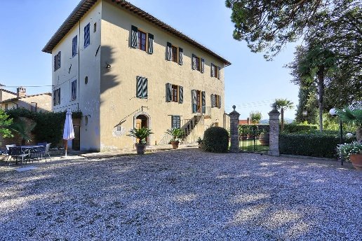 casa indipendente in vendita a Poggibonsi
