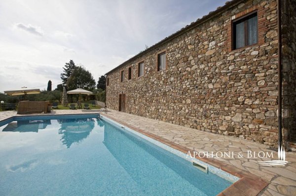 casa indipendente in vendita a Poggibonsi