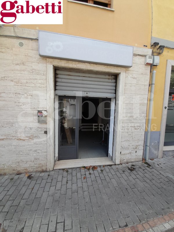 ufficio in vendita a Poggibonsi in zona Borgaccio