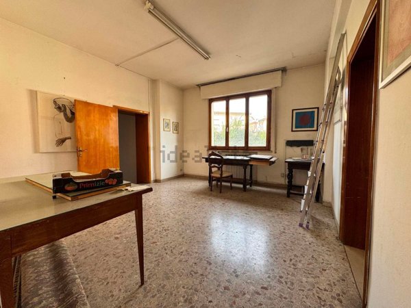 appartamento in vendita a Poggibonsi in zona Centro Storico
