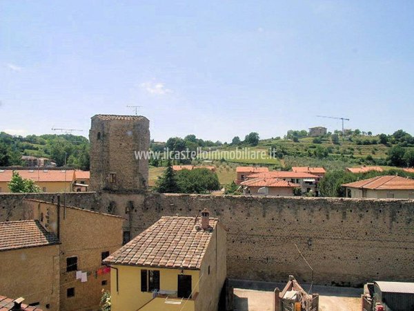 appartamento in vendita a Poggibonsi in zona Staggia Senese