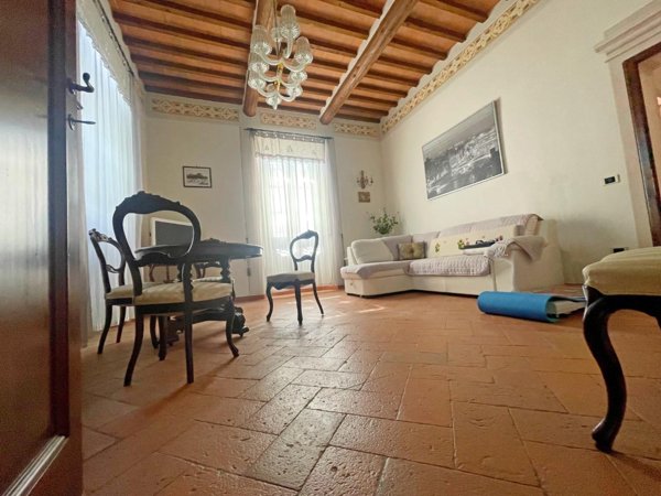 casa indipendente in vendita a Poggibonsi