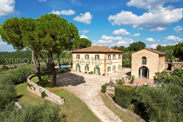 casa indipendente in vendita a Poggibonsi