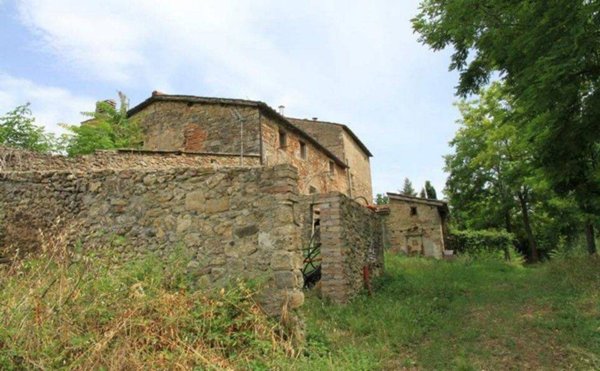 casa indipendente in vendita a Poggibonsi