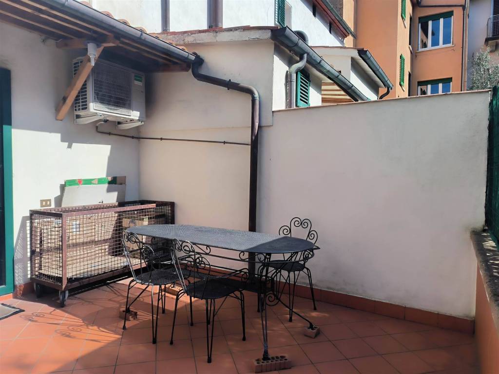 appartamento in vendita a Poggibonsi in zona Centro Storico