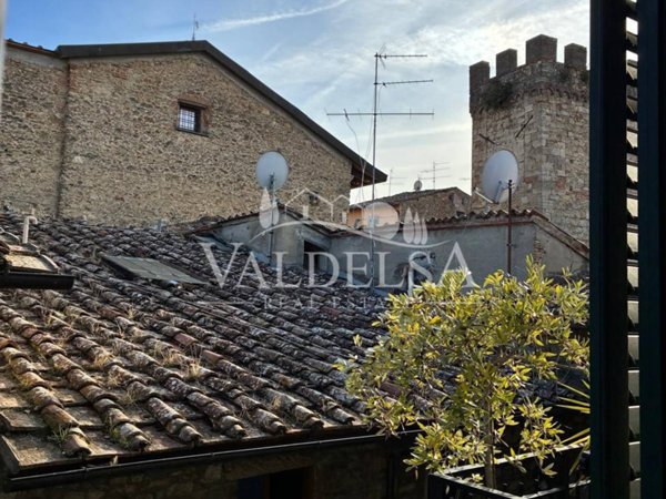 appartamento in vendita a Poggibonsi in zona Centro Storico