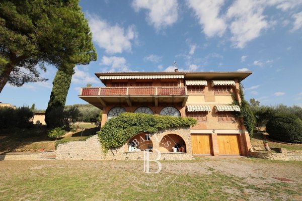 casa indipendente in vendita a Poggibonsi