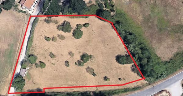 terreno agricolo in vendita a Poggibonsi in zona Staggia Senese