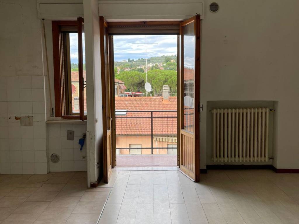 appartamento in vendita a Poggibonsi in zona Centro Storico