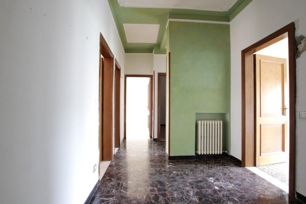 appartamento in vendita a Poggibonsi in zona Centro Storico