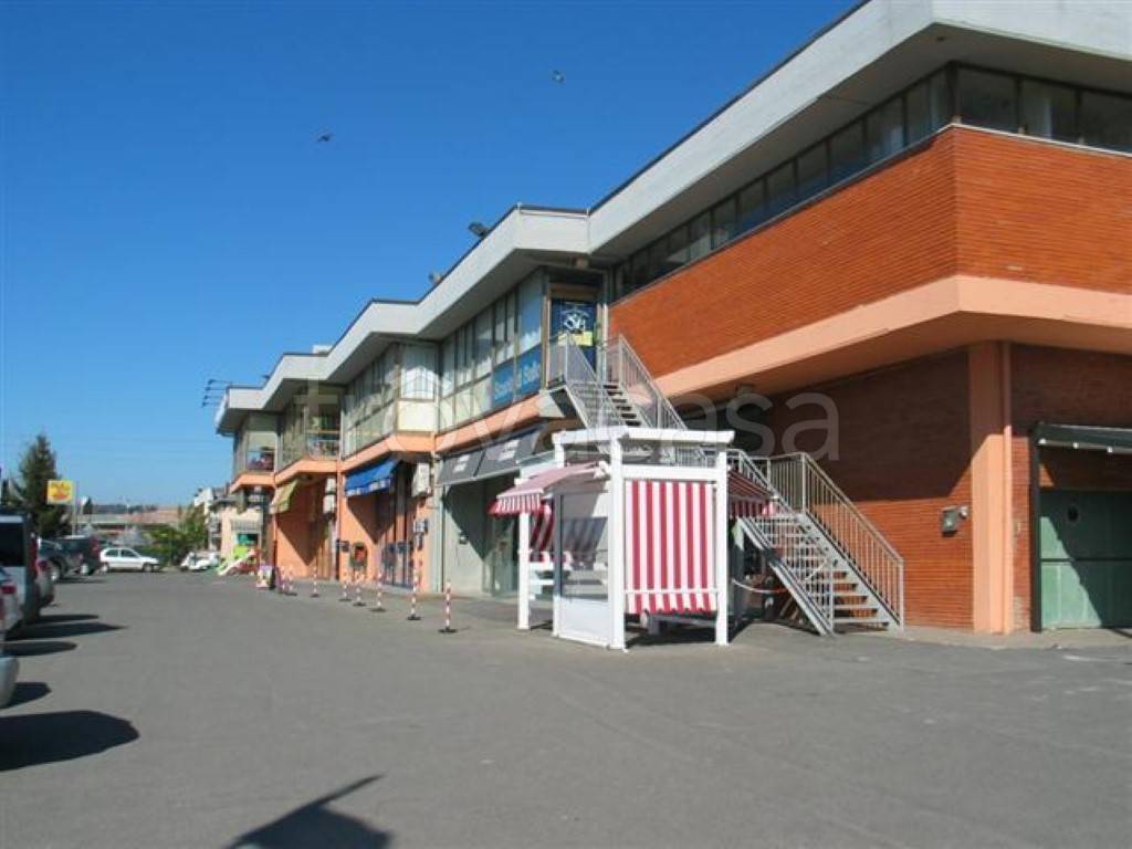 capannone in vendita a Poggibonsi