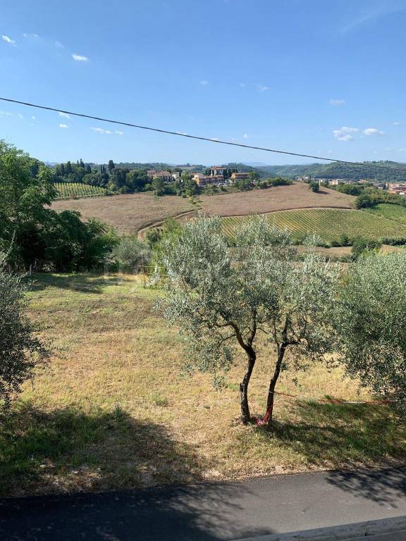 casa indipendente in vendita a Poggibonsi