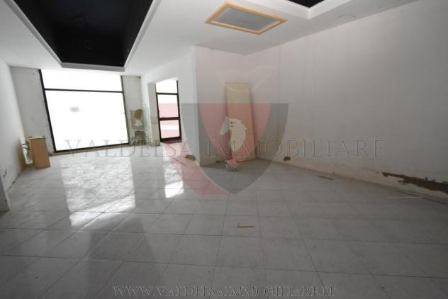 negozio in vendita a Poggibonsi