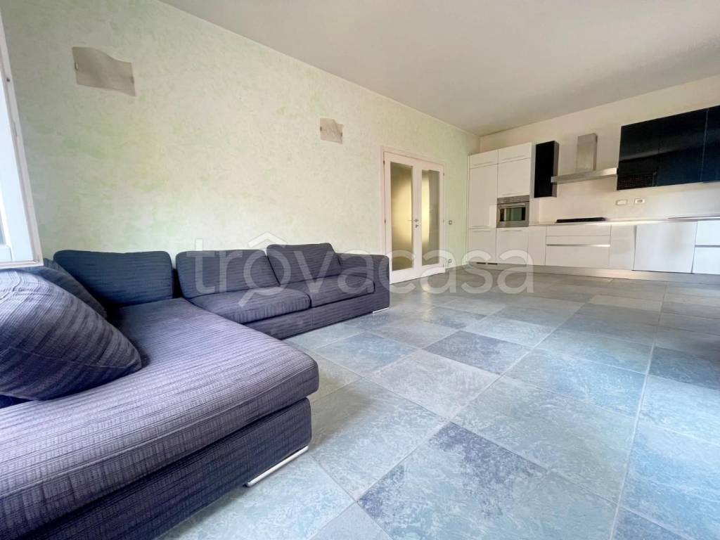 appartamento in vendita a Poggibonsi in zona Centro Storico