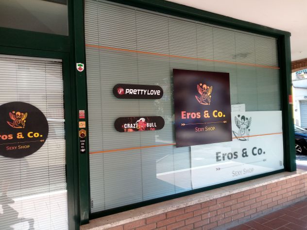 negozio in vendita a Poggibonsi