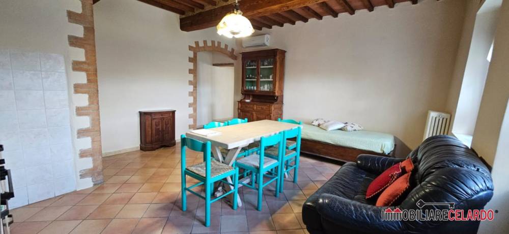 appartamento in vendita a Poggibonsi in zona Staggia Senese