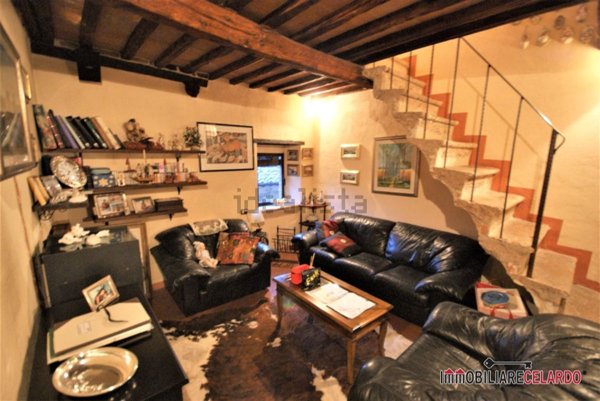 appartamento in vendita a Poggibonsi in zona Staggia Senese