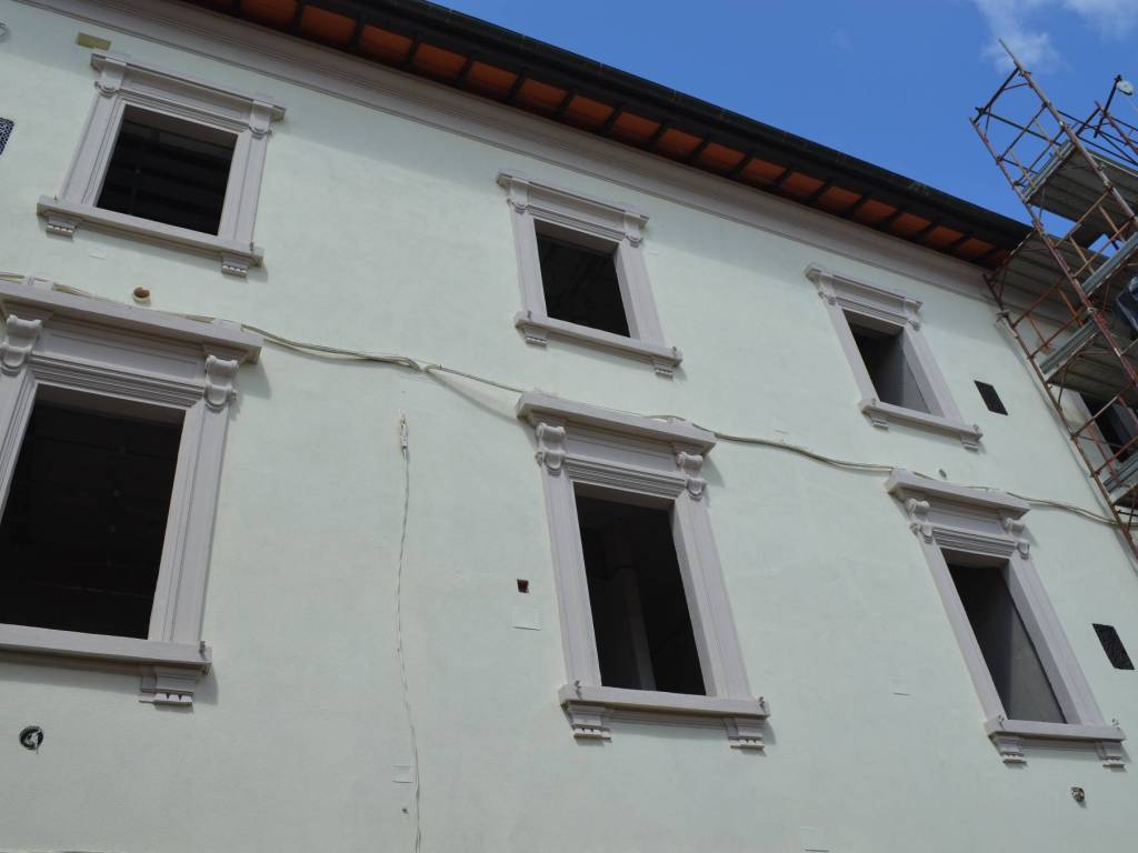 appartamento in vendita a Poggibonsi in zona Centro Storico