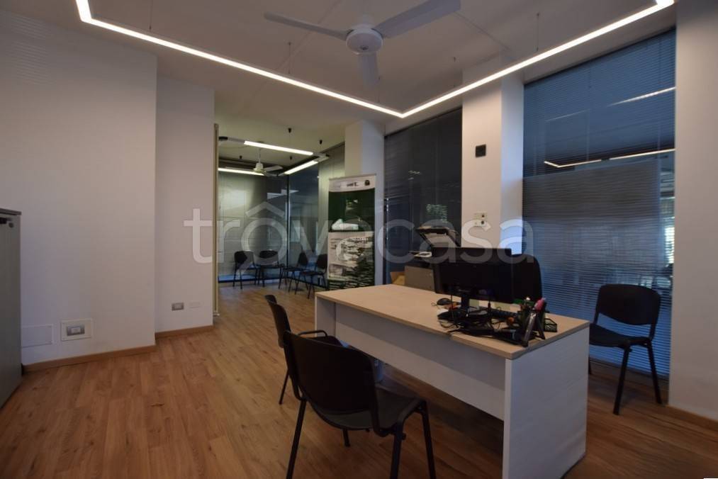 ufficio in vendita a Poggibonsi
