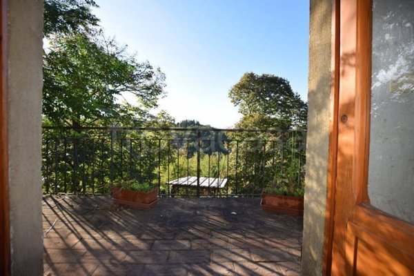 casa indipendente in vendita a Poggibonsi