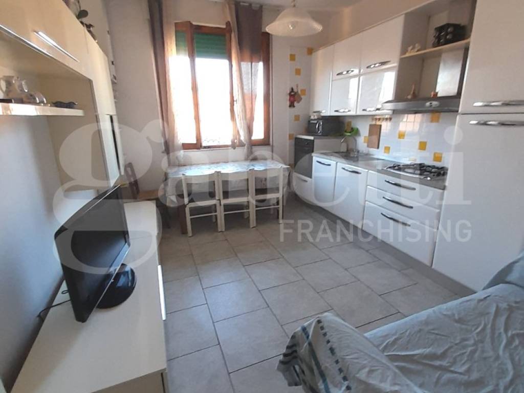 appartamento in vendita a Poggibonsi in zona Centro Storico