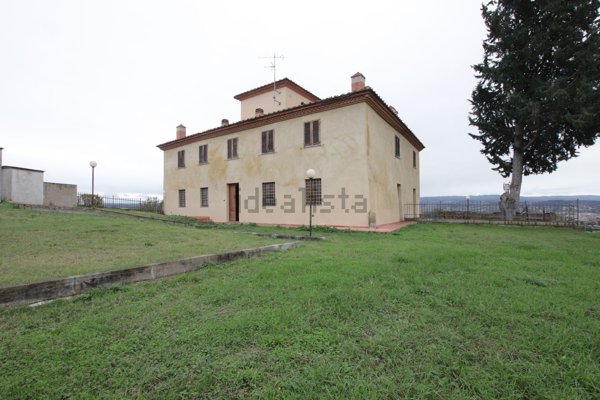 casa indipendente in vendita a Poggibonsi in zona Montelonti